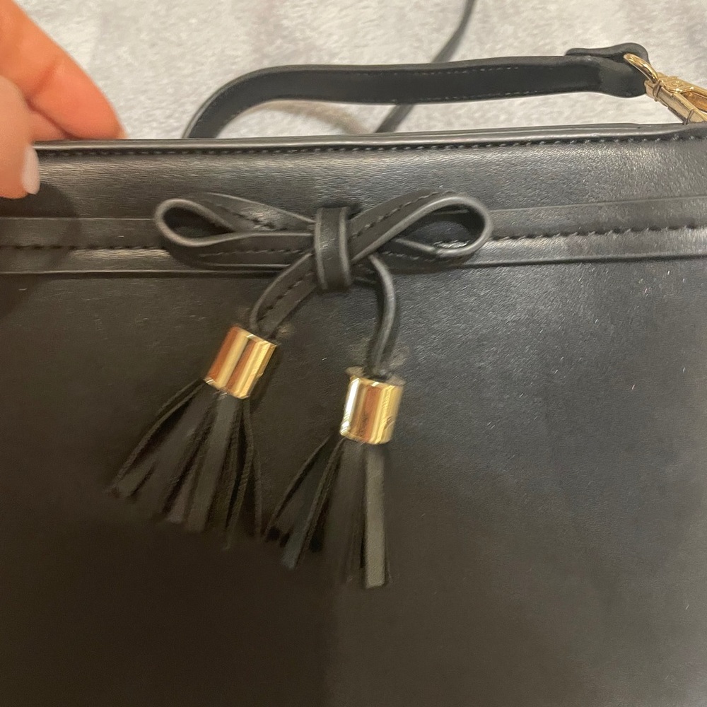Handbag - Picture 2 of 5